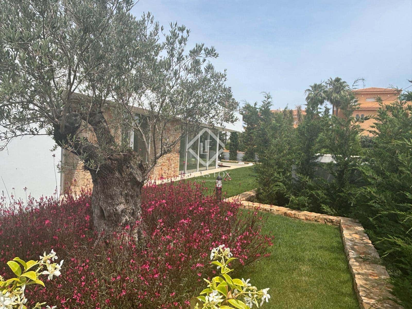 3 sypialnia Willa na sprzedaż w Denia z basenem garażem - 1 100 000 € (Ref: 9207488)