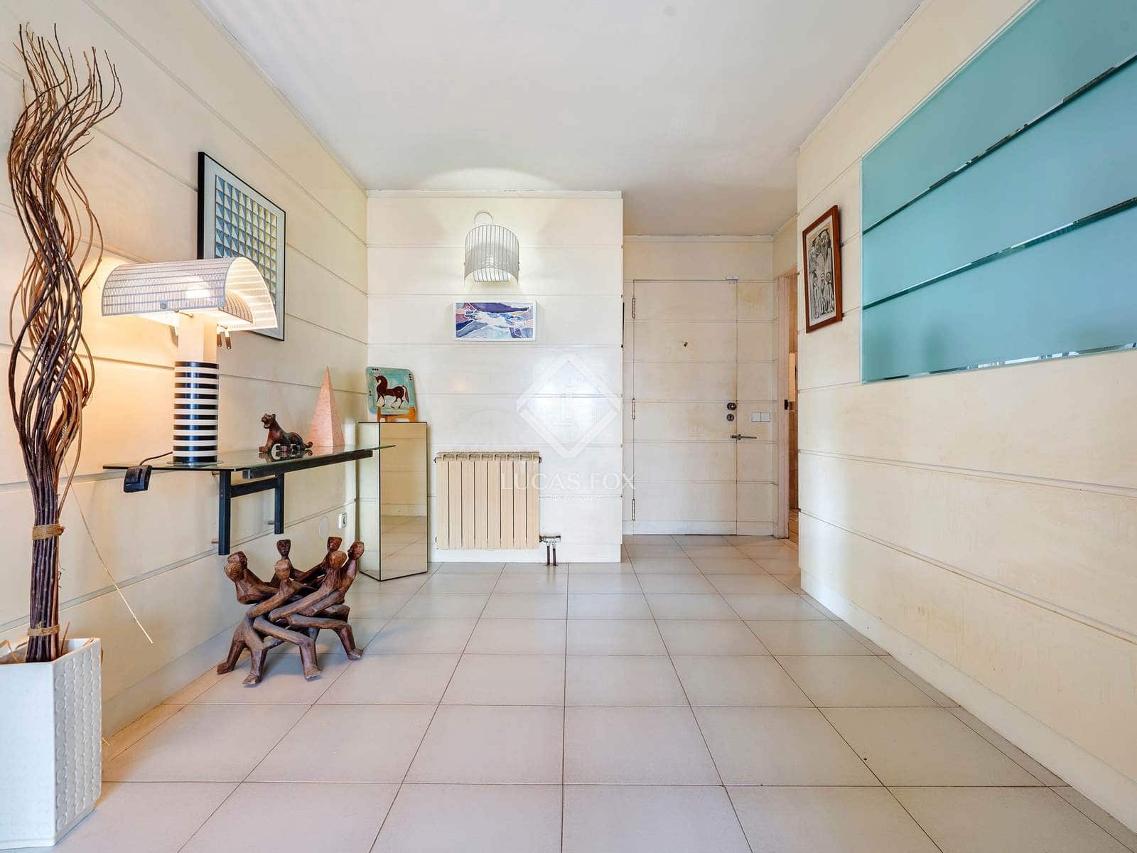 6 soveværelse Lejlighed til salg i Salou med garage - € 880.000 (Ref: 9207489)