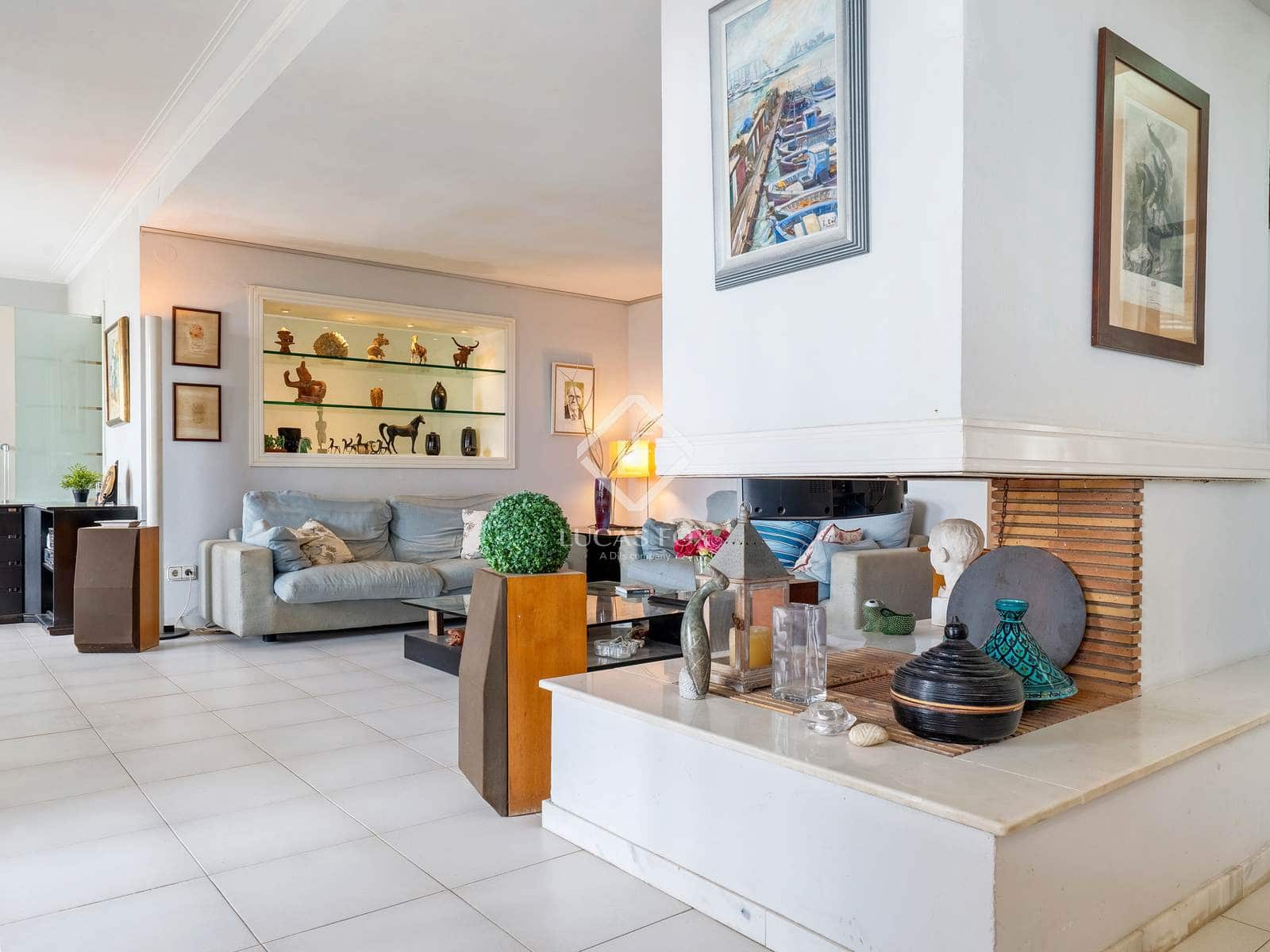 6 soveværelse Lejlighed til salg i Salou med garage - € 880.000 (Ref: 9207489)