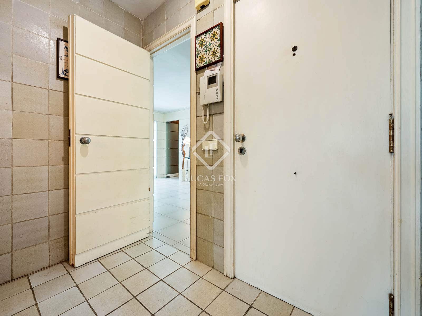 6 soveværelse Lejlighed til salg i Salou med garage - € 880.000 (Ref: 9207489)