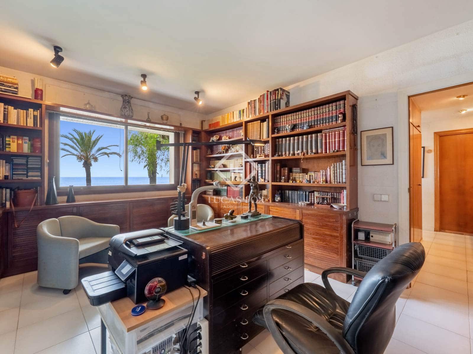 6 soveværelse Lejlighed til salg i Salou med garage - € 880.000 (Ref: 9207489)