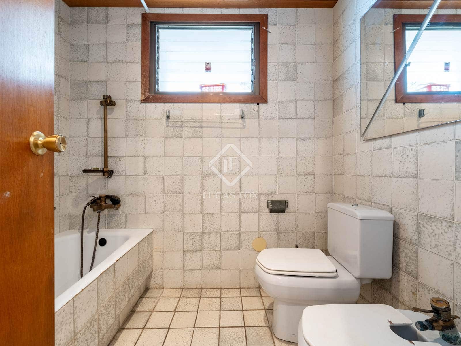 6 soveværelse Lejlighed til salg i Salou med garage - € 880.000 (Ref: 9207489)