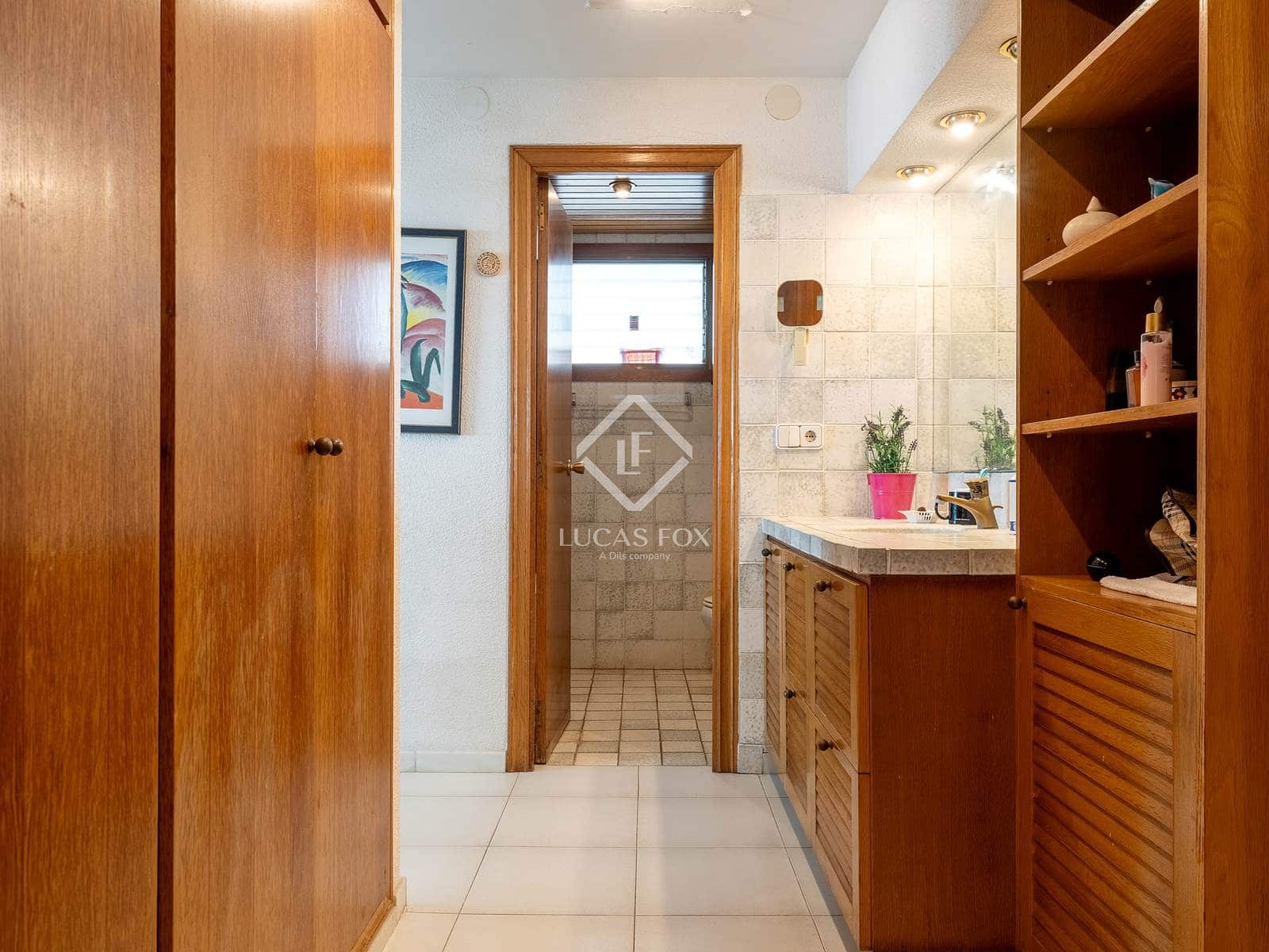 6 soveværelse Lejlighed til salg i Salou med garage - € 880.000 (Ref: 9207489)