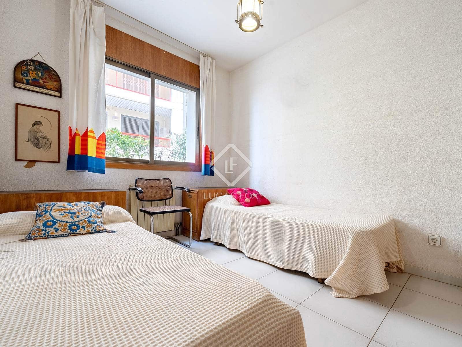 6 soveværelse Lejlighed til salg i Salou med garage - € 880.000 (Ref: 9207489)