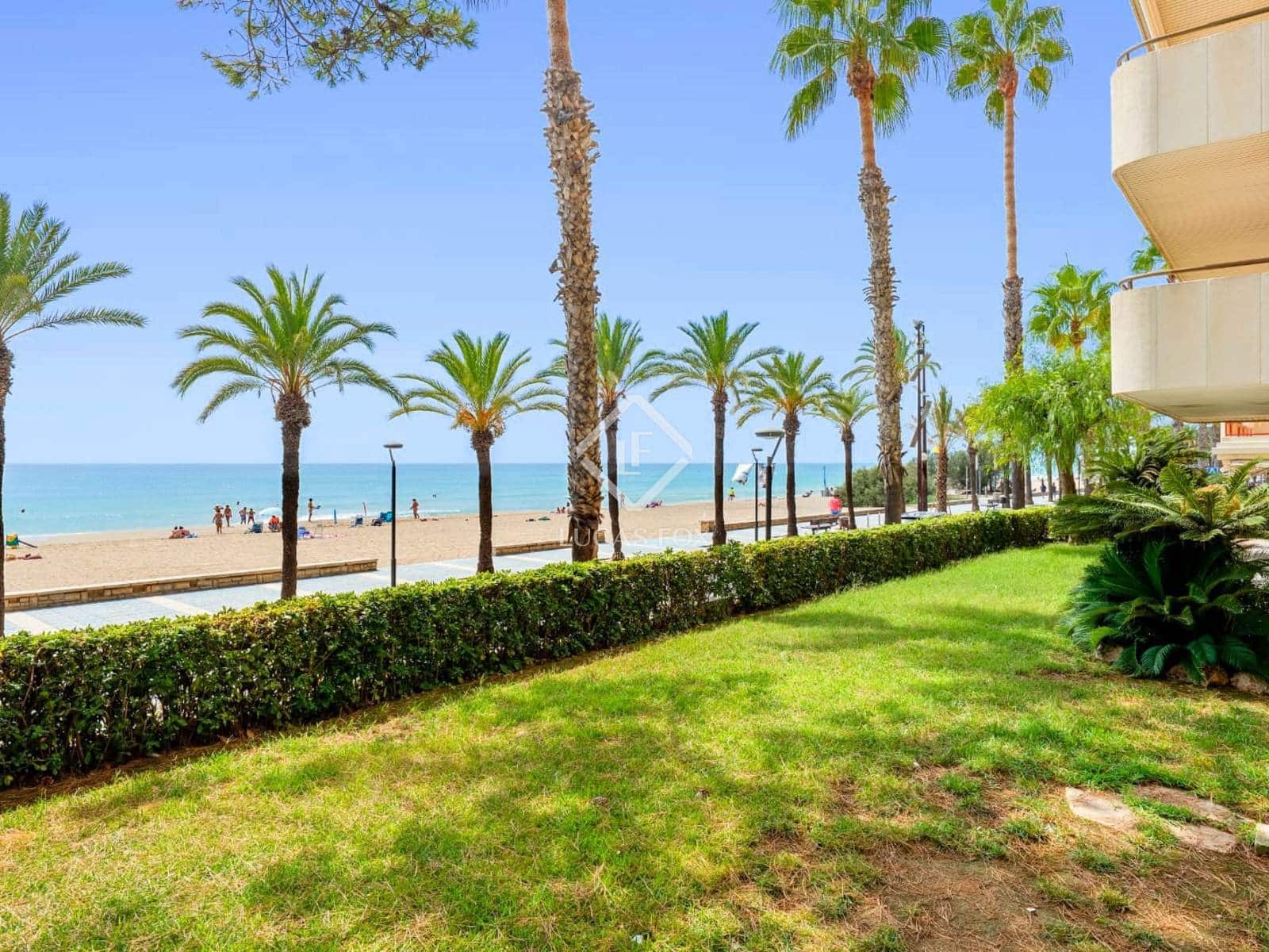 6 soveværelse Lejlighed til salg i Salou med garage - € 880.000 (Ref: 9207489)