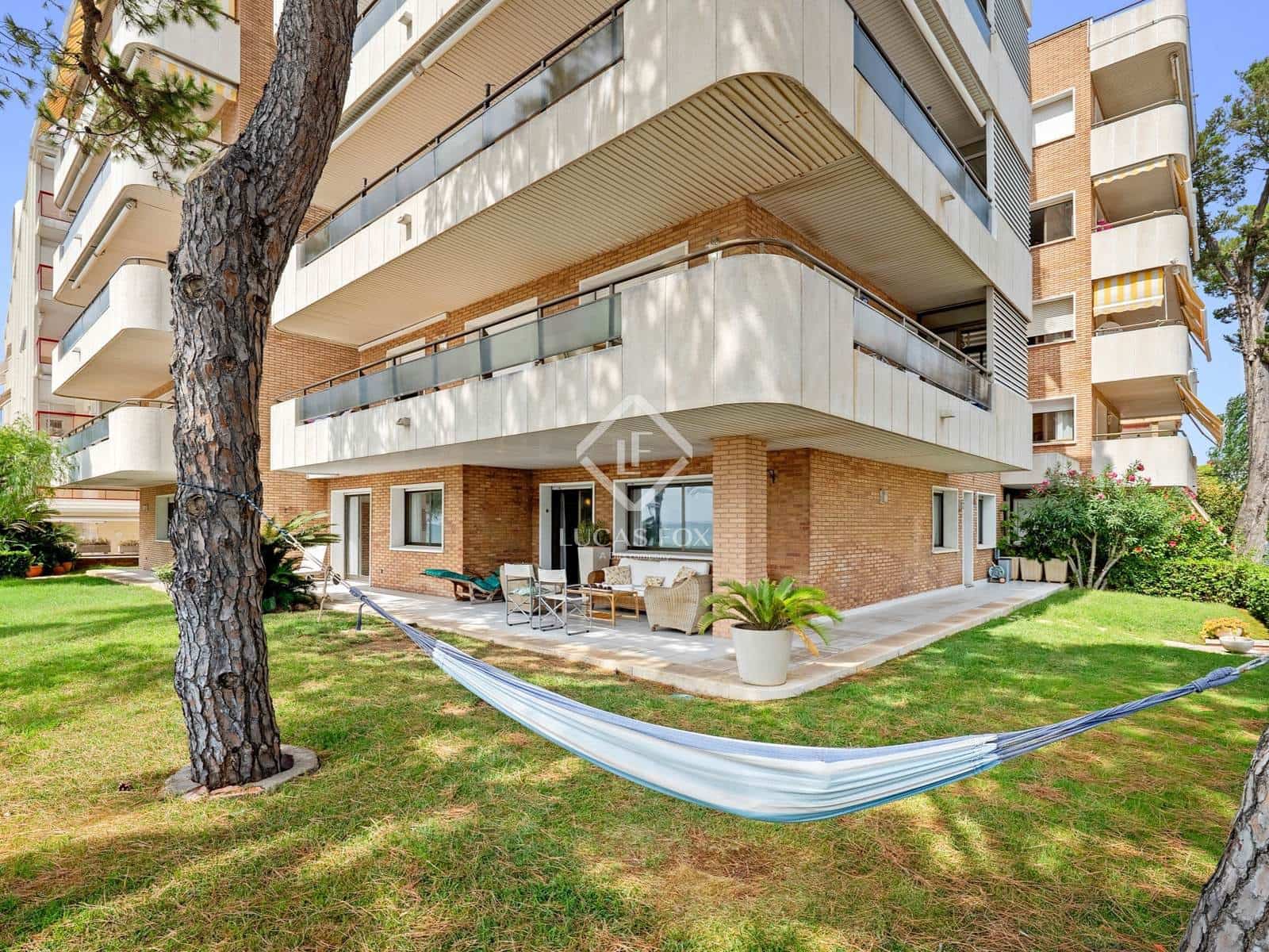 6 soveværelse Lejlighed til salg i Salou med garage - € 880.000 (Ref: 9207489)