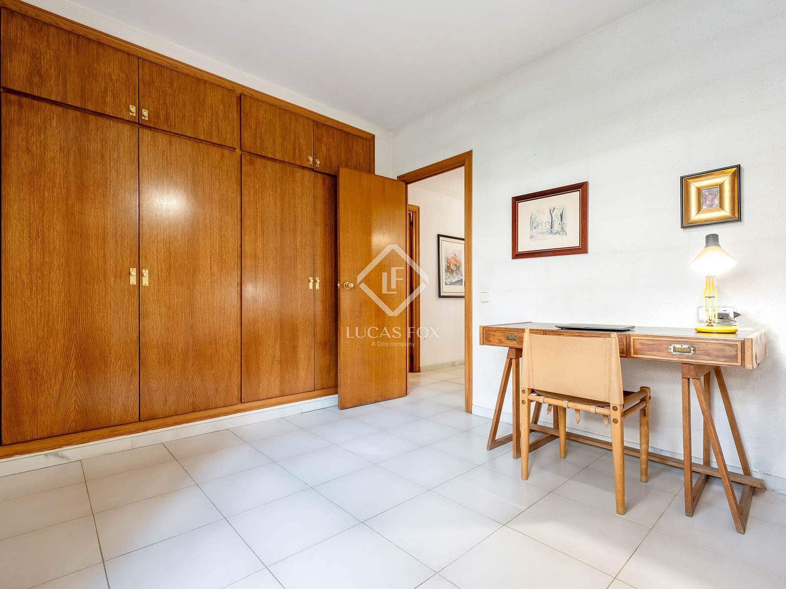 6 soveværelse Lejlighed til salg i Salou med garage - € 880.000 (Ref: 9207489)