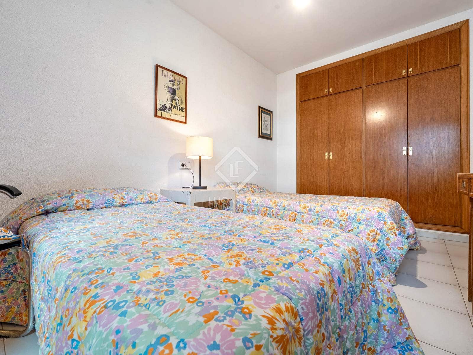 6 soveværelse Lejlighed til salg i Salou med garage - € 880.000 (Ref: 9207489)