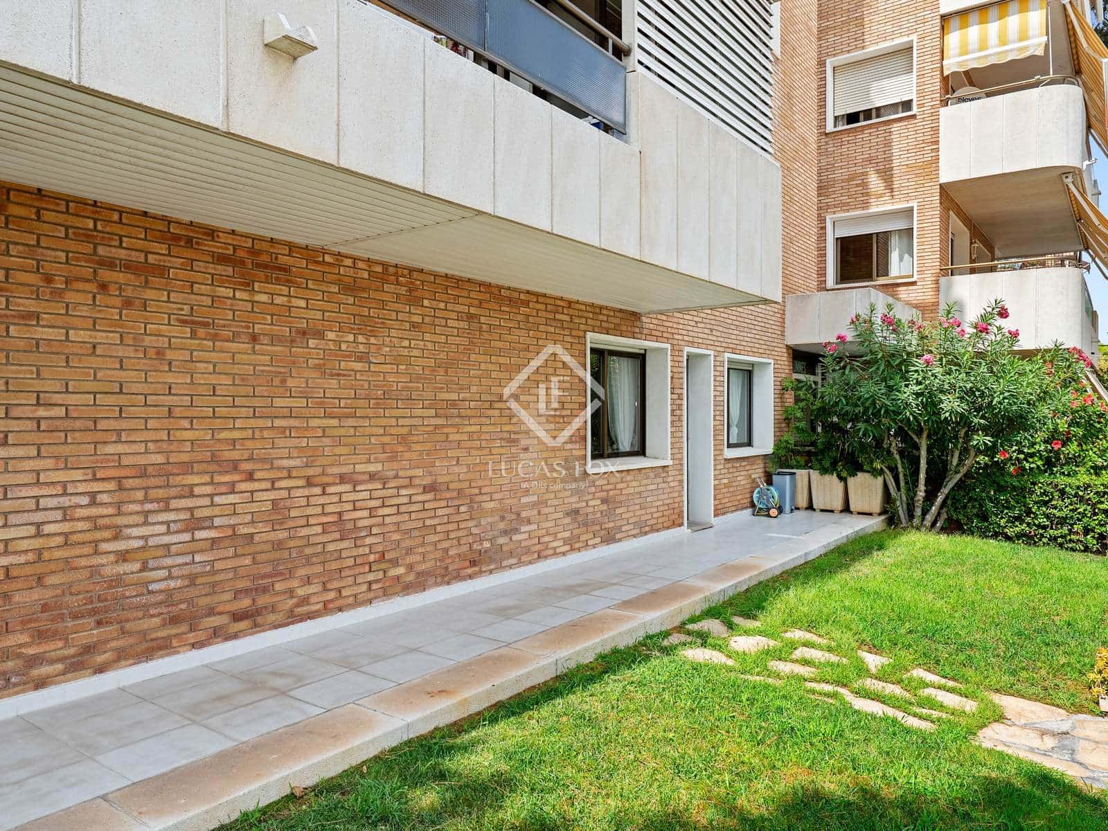 6 soveværelse Lejlighed til salg i Salou med garage - € 880.000 (Ref: 9207489)