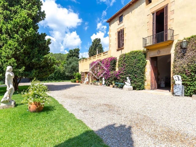 5 soveværelse Villa til salg i Esplugues de Llobregat med garage - € 2.200.000 (Ref: 9207491)