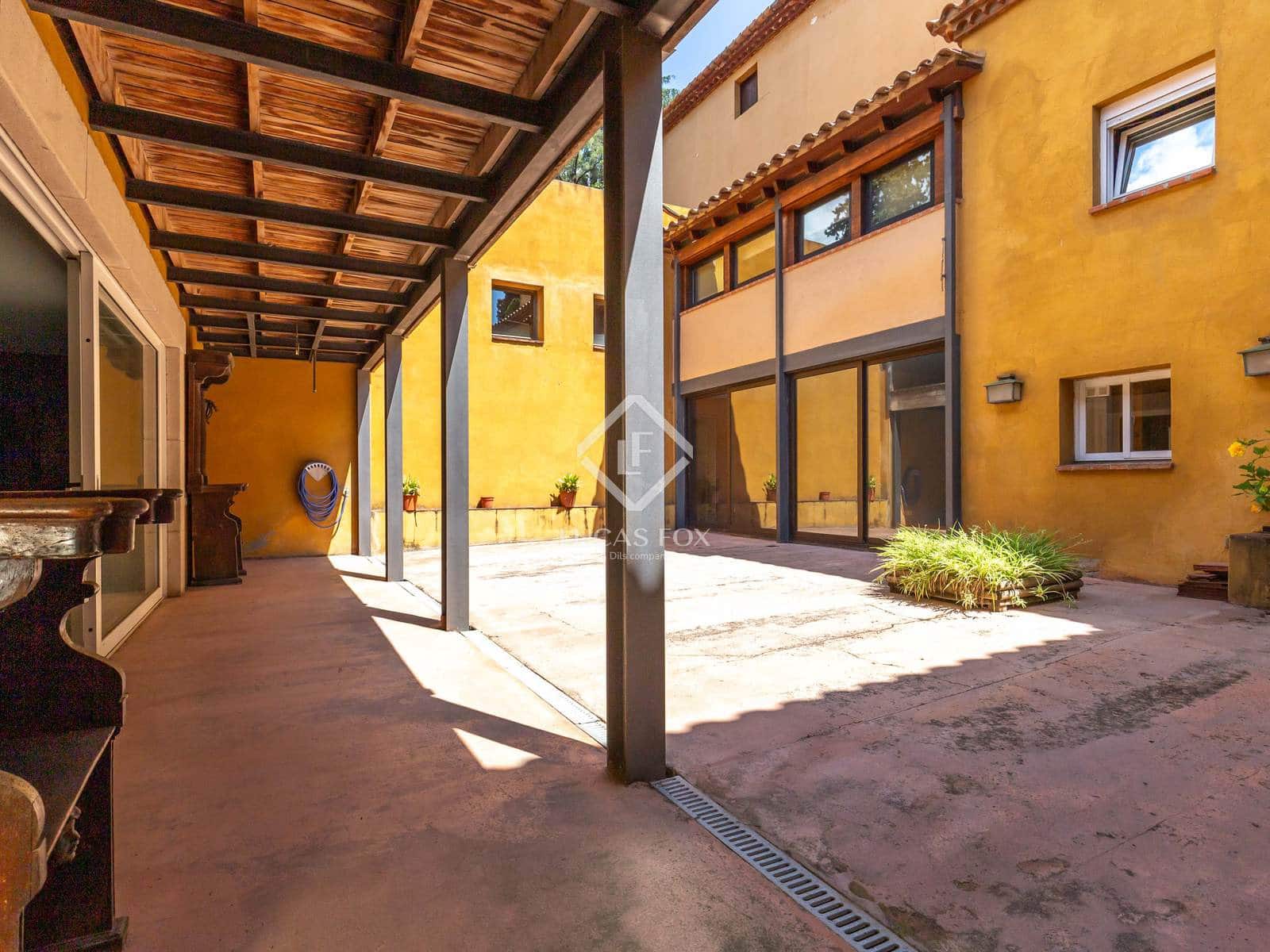 5 soveværelse Villa til salg i Esplugues de Llobregat med garage - € 2.200.000 (Ref: 9207491)