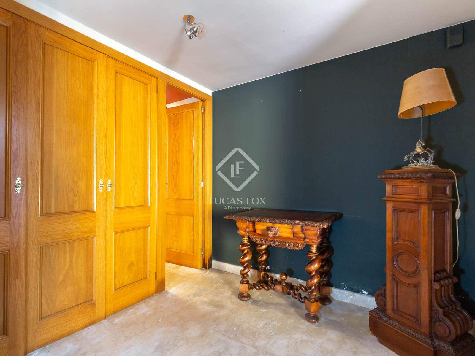 5 soveværelse Villa til salg i Esplugues de Llobregat med garage - € 2.200.000 (Ref: 9207491)