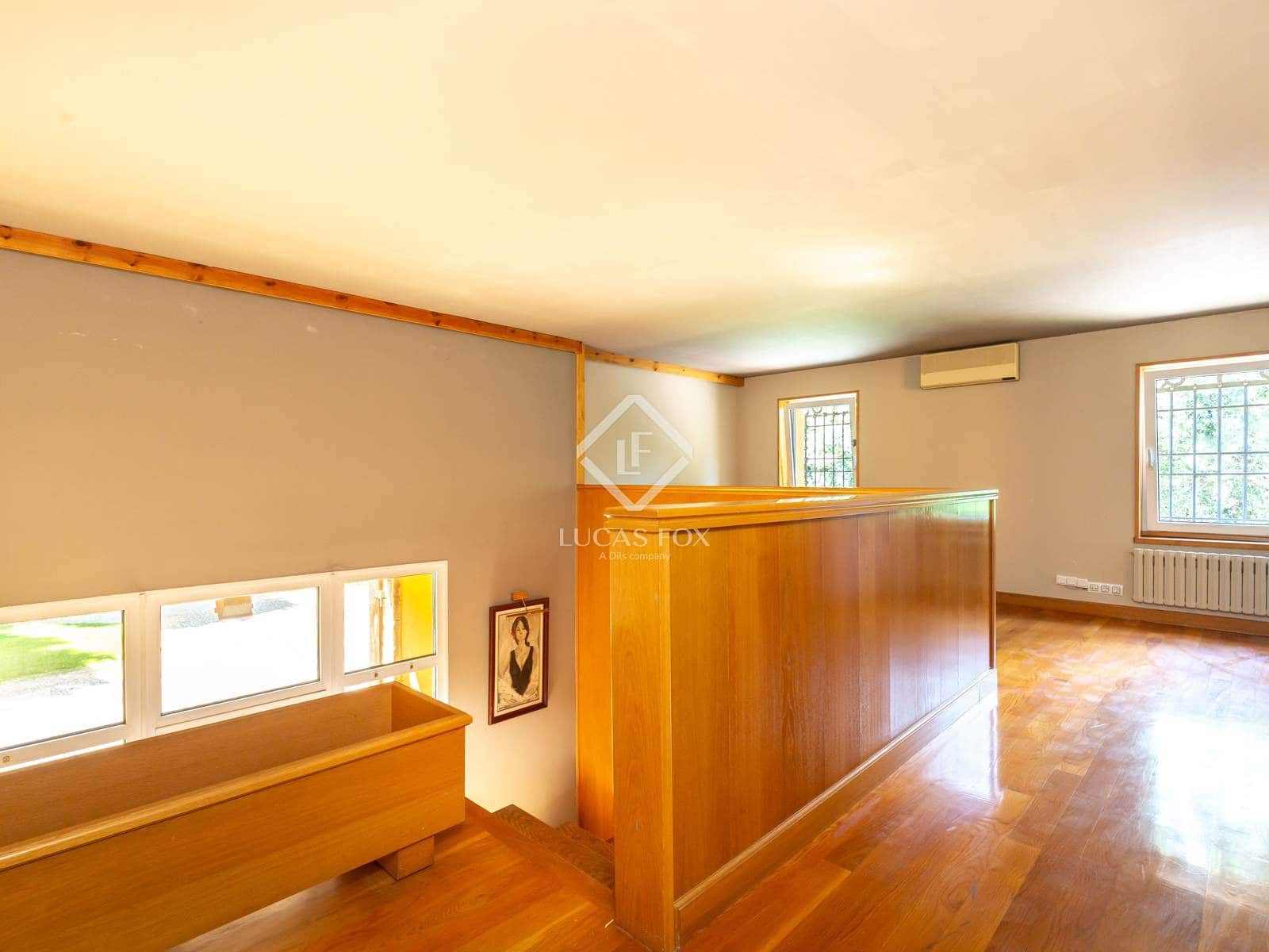 5 soveværelse Villa til salg i Esplugues de Llobregat med garage - € 2.200.000 (Ref: 9207491)