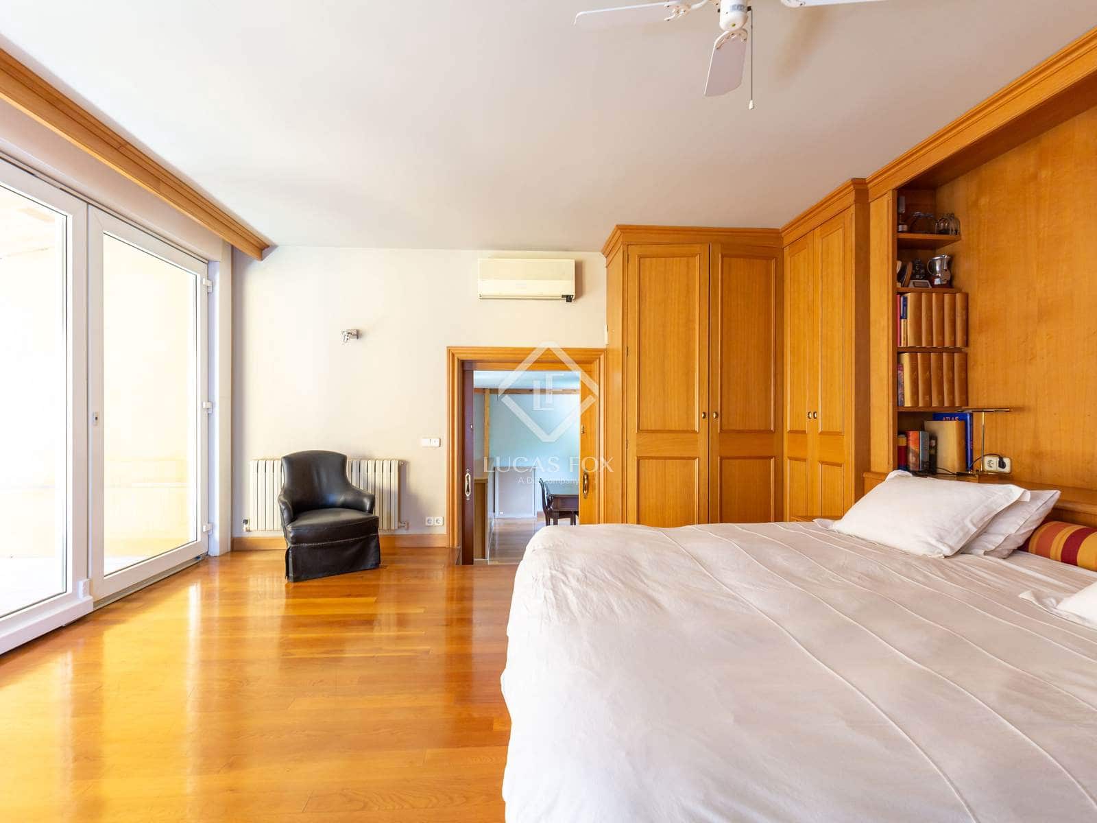 5 soveværelse Villa til salg i Esplugues de Llobregat med garage - € 2.200.000 (Ref: 9207491)