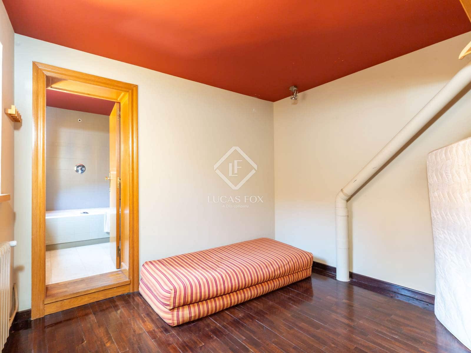 5 soveværelse Villa til salg i Esplugues de Llobregat med garage - € 2.200.000 (Ref: 9207491)