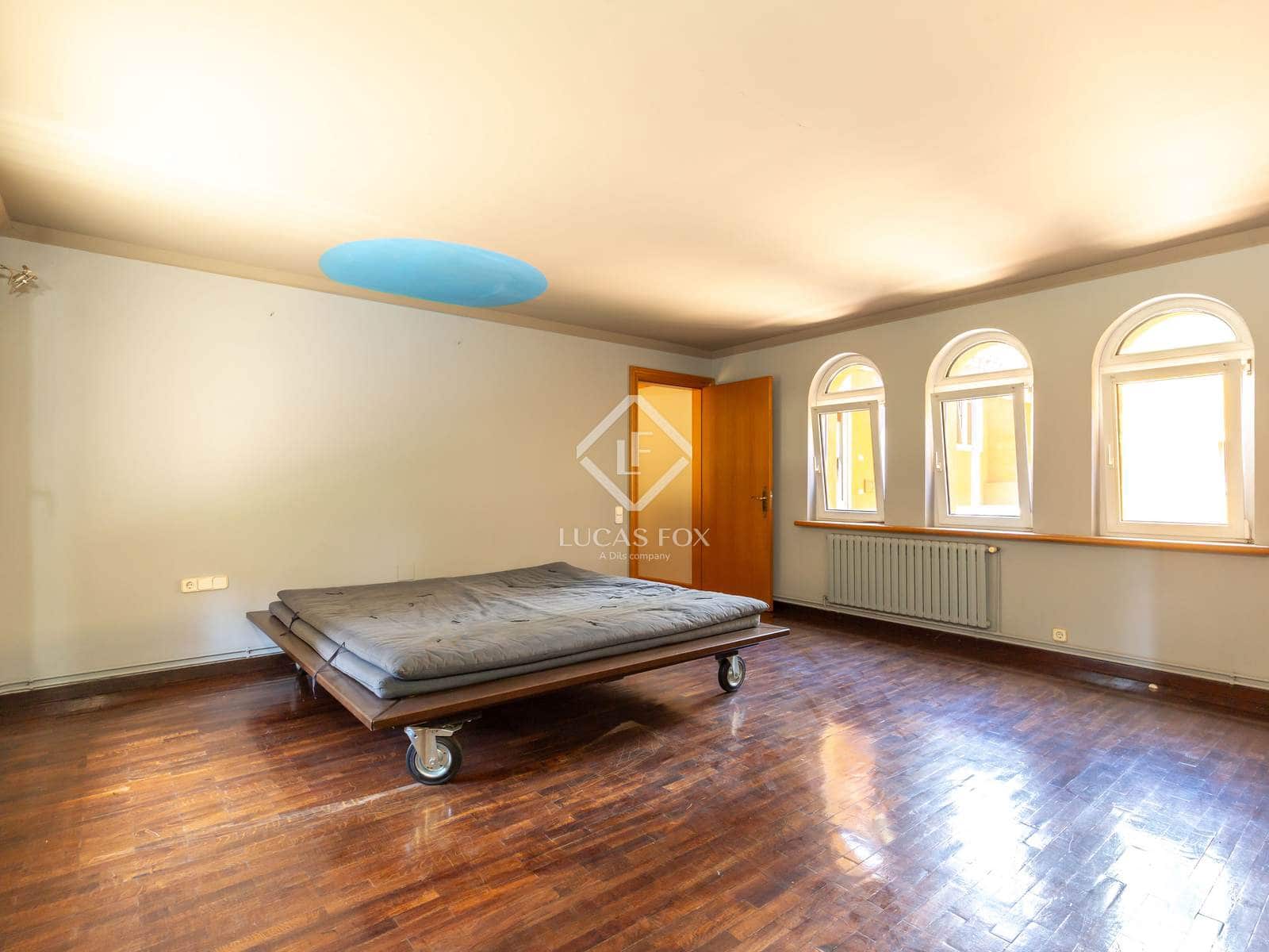 5 soveværelse Villa til salg i Esplugues de Llobregat med garage - € 2.200.000 (Ref: 9207491)