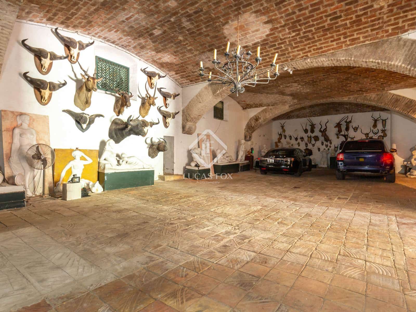 5 soveværelse Villa til salg i Esplugues de Llobregat med garage - € 2.200.000 (Ref: 9207491)