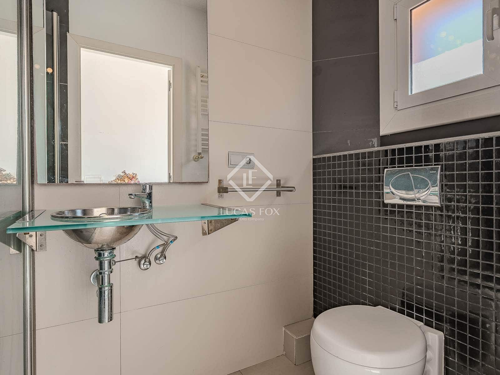 4 slaapkamer Appartement te koop in Barcelona stad - € 749.000 (Ref: 9207802)