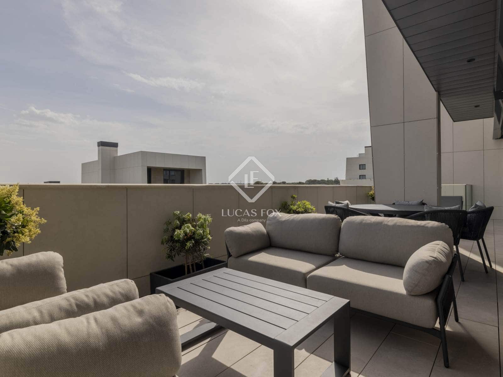 4 sypialnia Apartament na sprzedaż w Pozuelo de Alarcon z basenem - 3 500 000 € (Ref: 9207804)