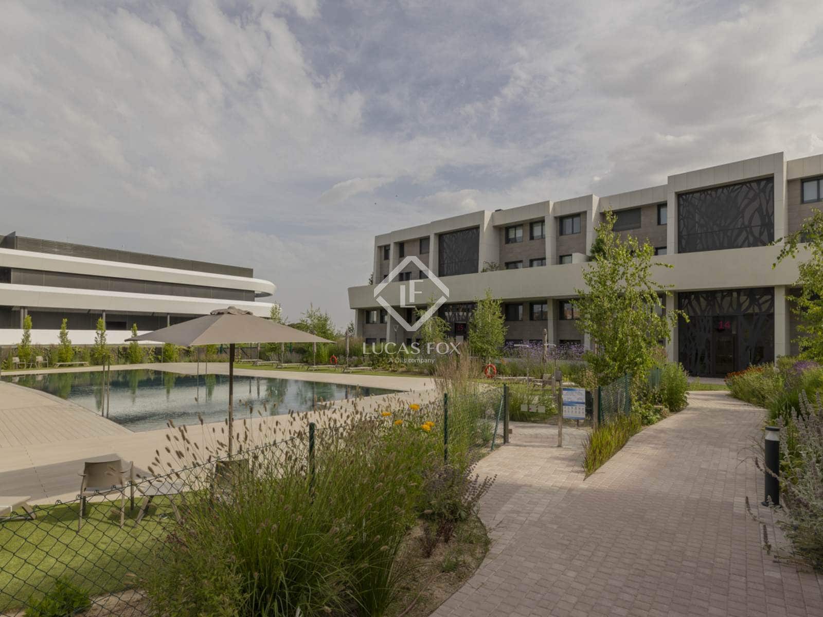 4 sypialnia Apartament na sprzedaż w Pozuelo de Alarcon z basenem - 3 500 000 € (Ref: 9207804)