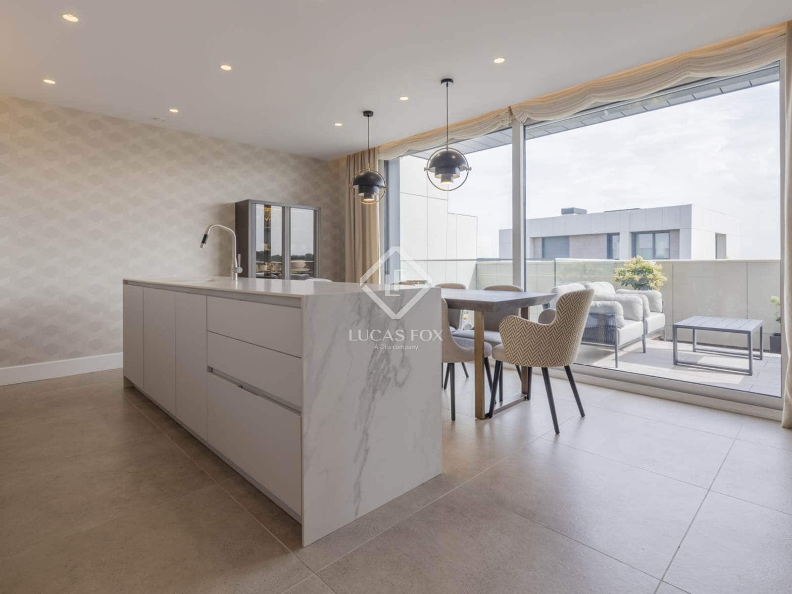 4 sypialnia Apartament na sprzedaż w Pozuelo de Alarcon z basenem - 3 500 000 € (Ref: 9207804)