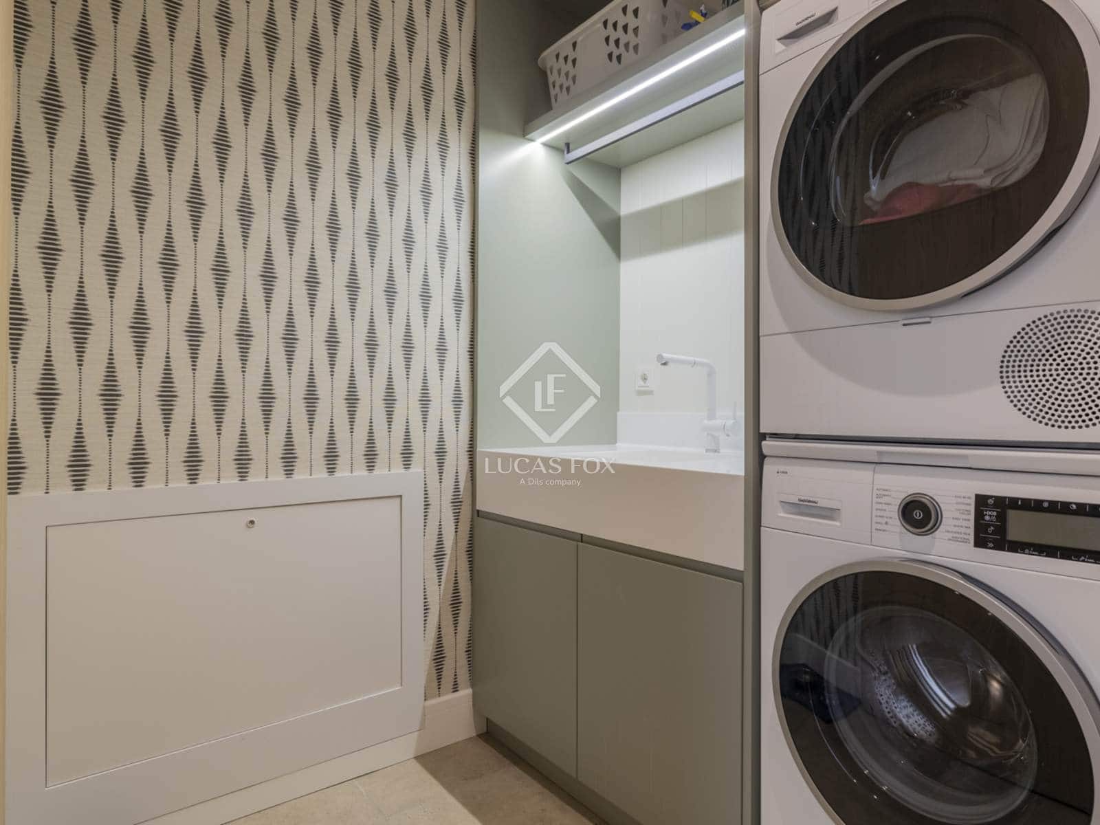 4 sypialnia Apartament na sprzedaż w Pozuelo de Alarcon z basenem - 3 500 000 € (Ref: 9207804)