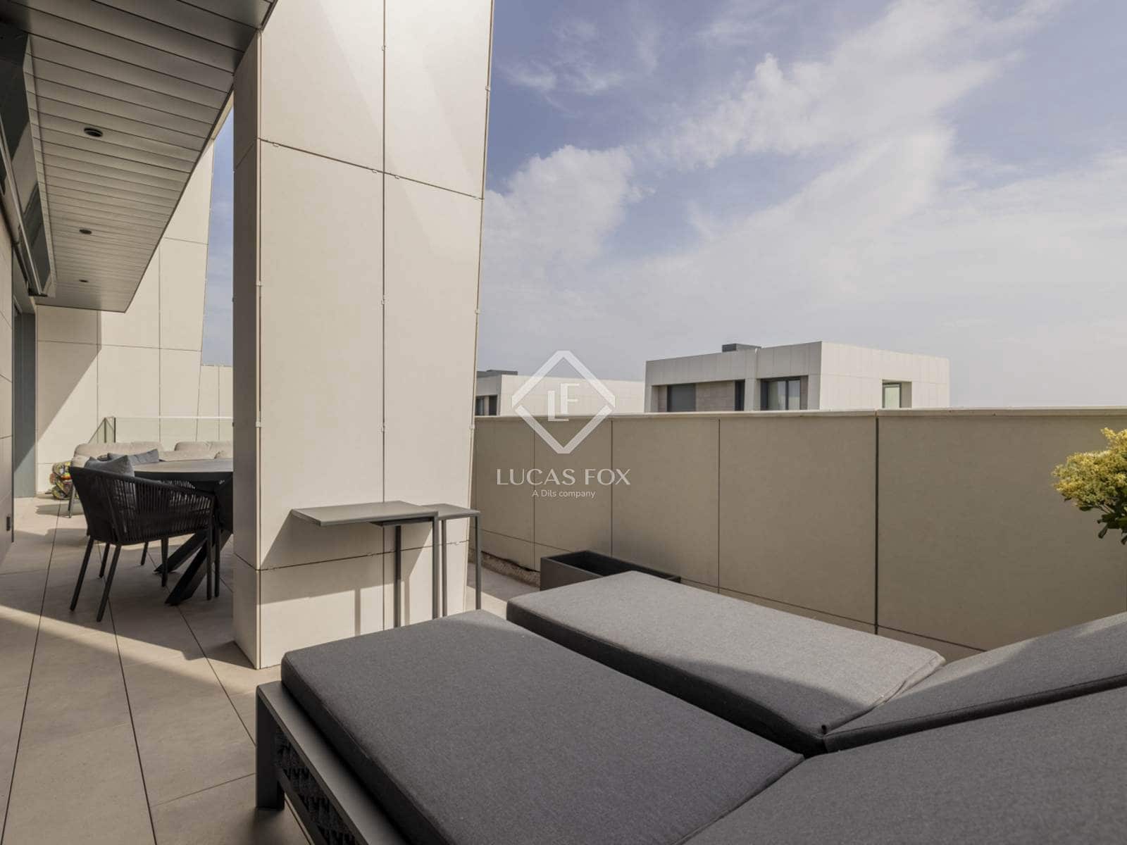 4 sypialnia Apartament na sprzedaż w Pozuelo de Alarcon z basenem - 3 500 000 € (Ref: 9207804)