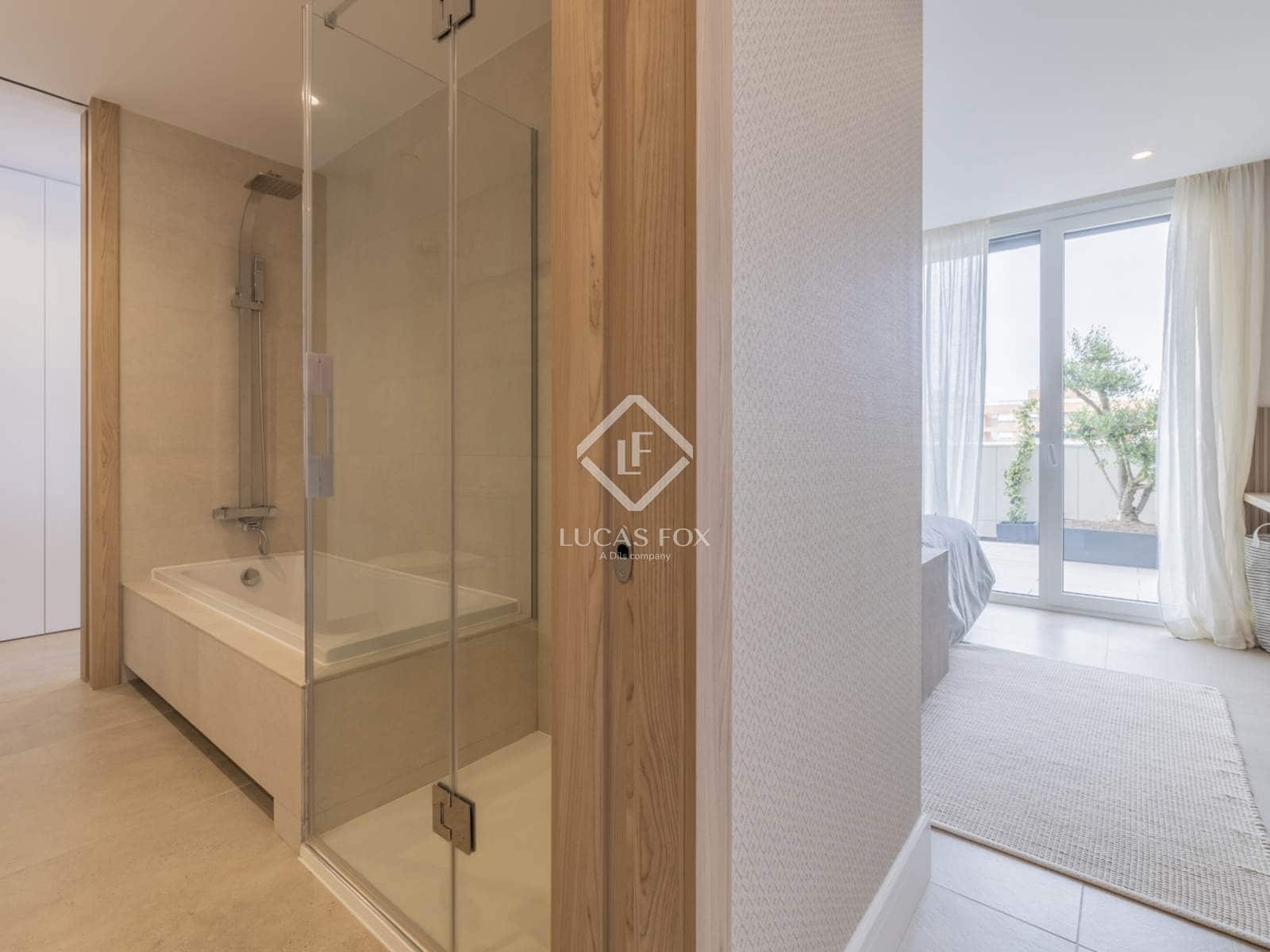 4 sypialnia Apartament na sprzedaż w Pozuelo de Alarcon z basenem - 3 500 000 € (Ref: 9207804)