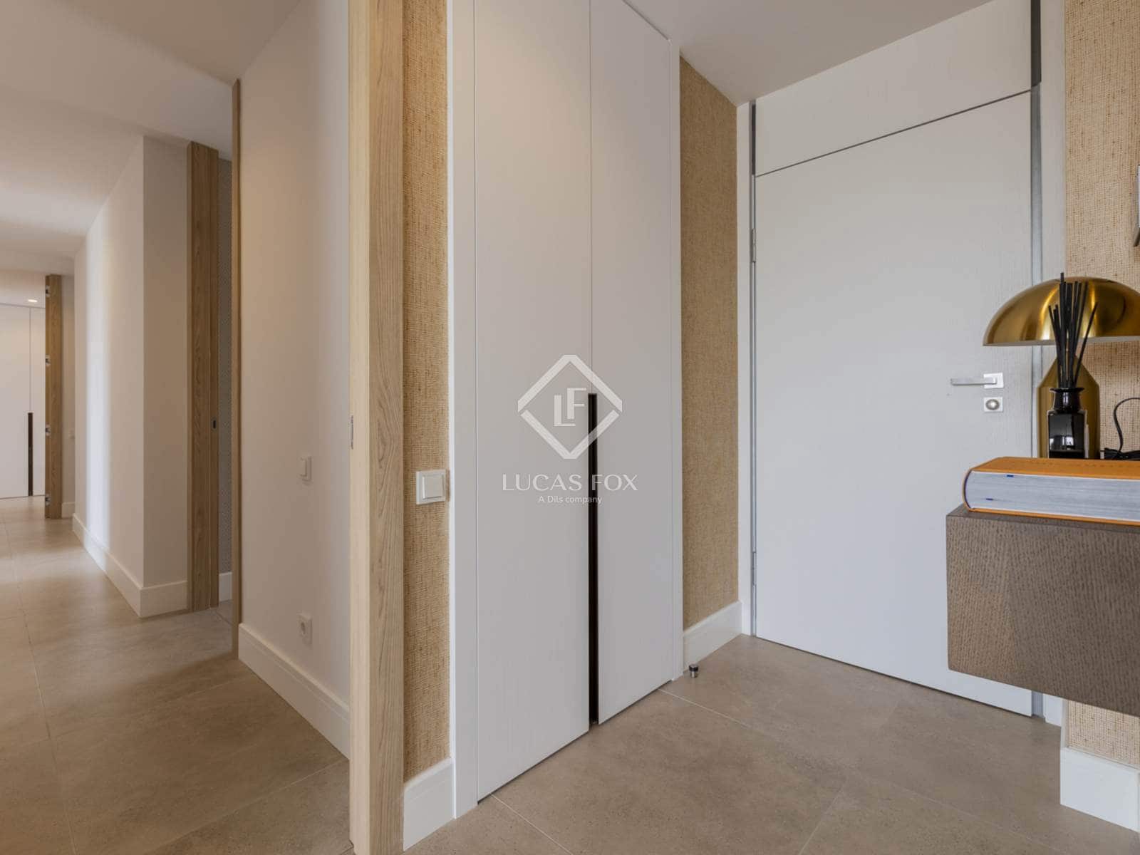 4 sypialnia Apartament na sprzedaż w Pozuelo de Alarcon z basenem - 3 500 000 € (Ref: 9207804)