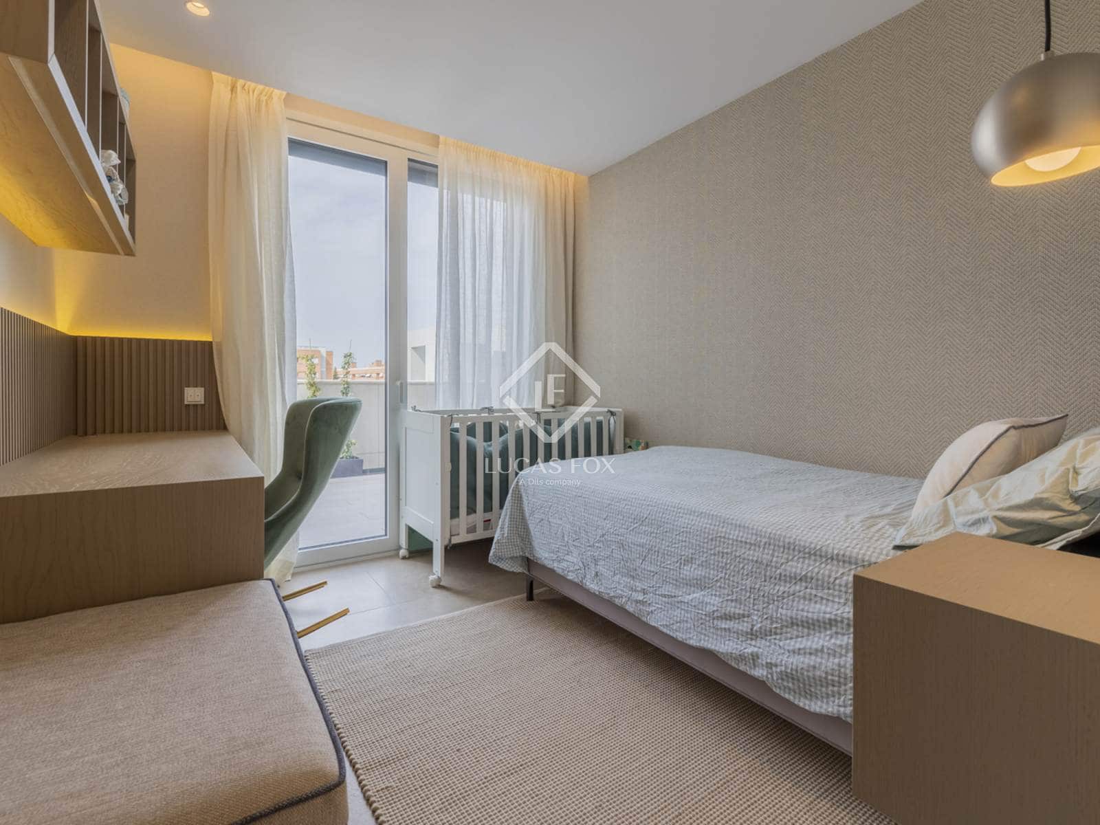 4 sypialnia Apartament na sprzedaż w Pozuelo de Alarcon z basenem - 3 500 000 € (Ref: 9207804)