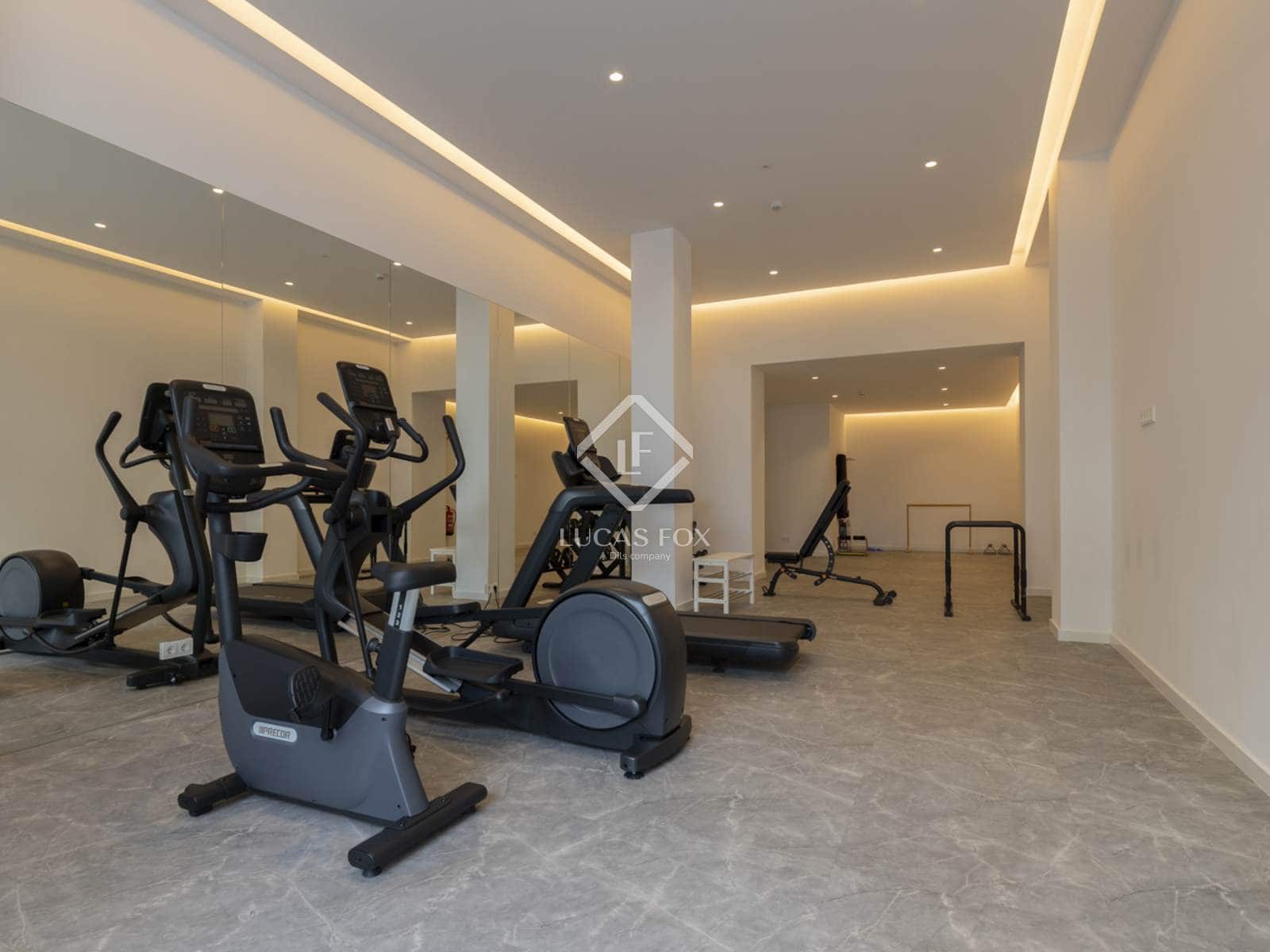 4 sypialnia Apartament na sprzedaż w Pozuelo de Alarcon z basenem - 3 500 000 € (Ref: 9207804)