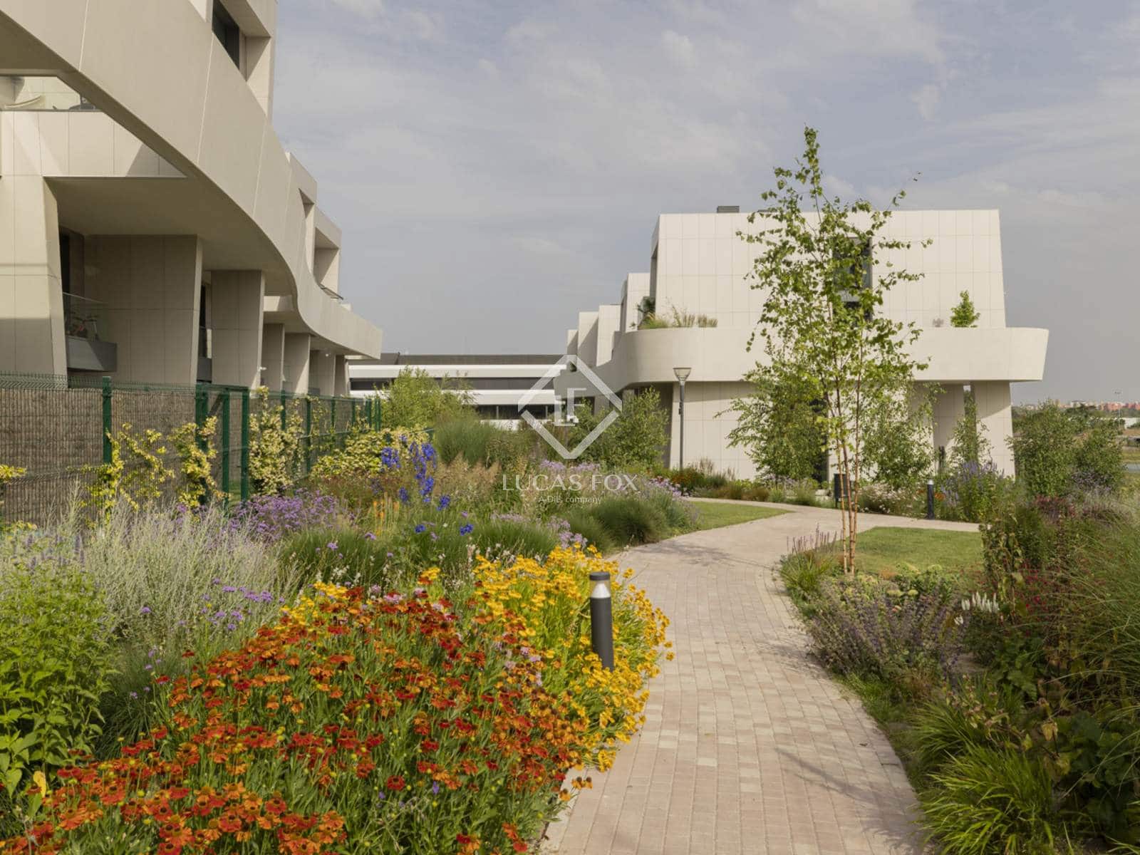 4 sypialnia Apartament na sprzedaż w Pozuelo de Alarcon z basenem - 3 500 000 € (Ref: 9207804)