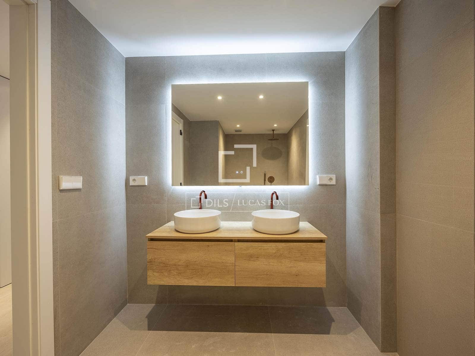 2 makuuhuone Huoneisto myytävänä paikassa Valencia kaupunki mukana uima-altaan 
autotalli - 570 000 € (Ref: 9207805)