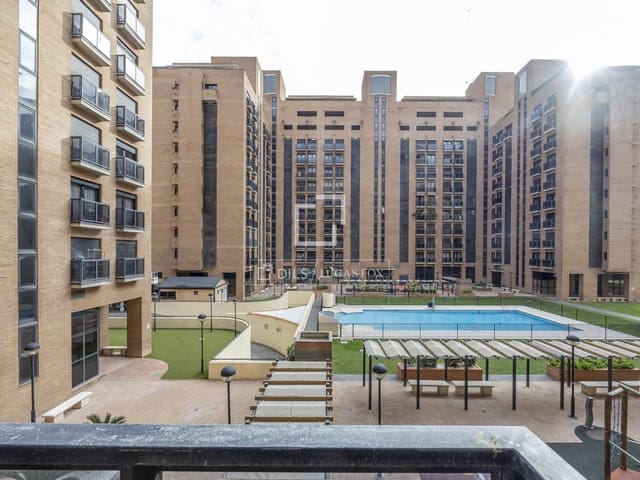 3 slaapkamer Appartement te koop in Valencia stad met zwembad garage - € 695.000 (Ref: 9207806)