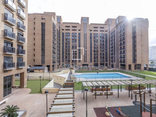 3 slaapkamer Appartement te koop in Valencia stad met zwembad garage - € 695.000 (Ref: 9207806)