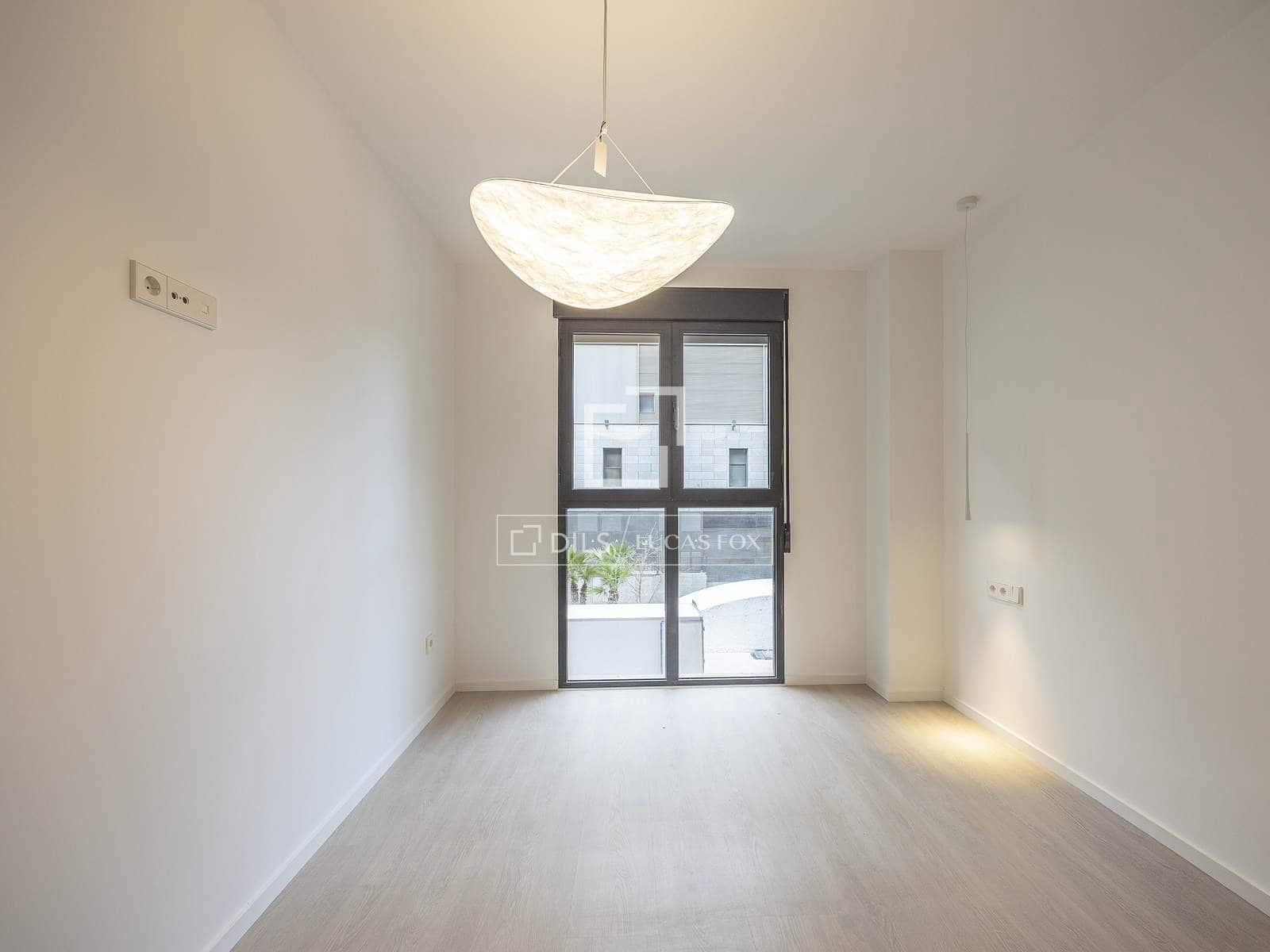 3 slaapkamer Appartement te koop in Valencia stad met zwembad garage - € 695.000 (Ref: 9207806)