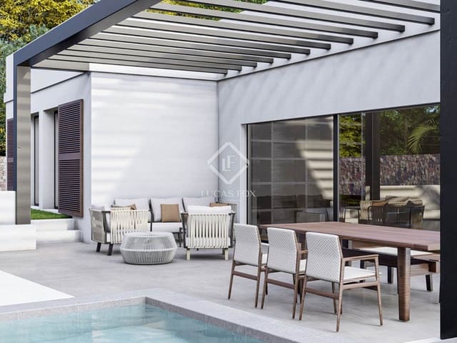 5 slaapkamer Villa te koop in Ciutadella de Menorca met zwembad garage - € 795.375 (Ref: 9211038)