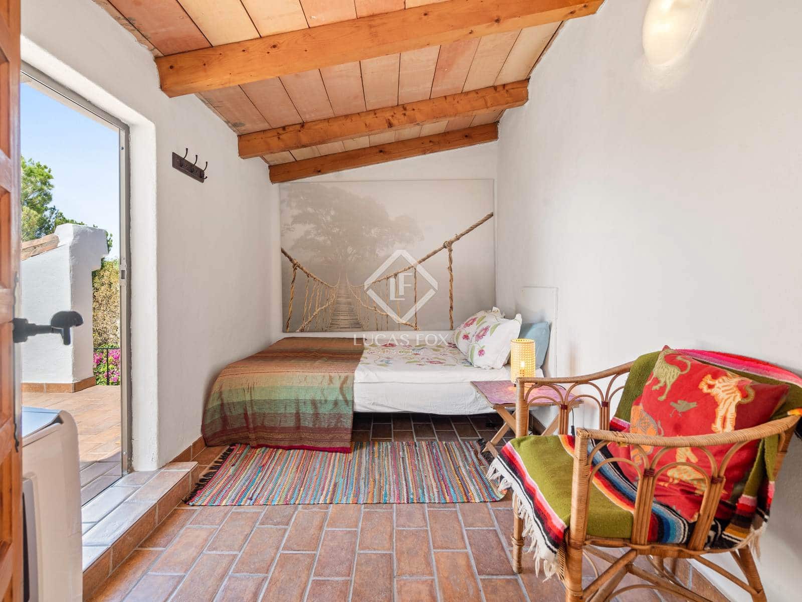 4 bedroom Villa for sale in Estepona with pool garage - € 996,000 (Ref: 9211403)