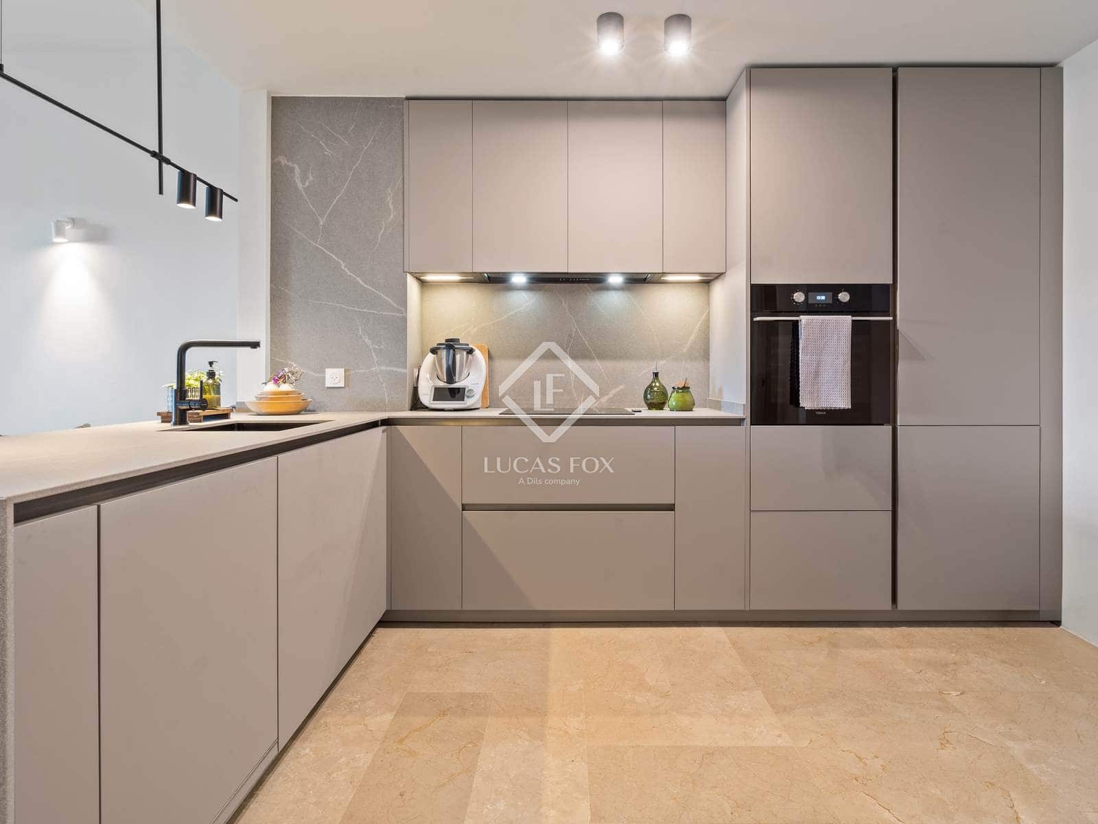 Apartamento de 2 habitaciones en Sotogrande en venta con piscina garaje - 389.000 € (Ref: 9211404)