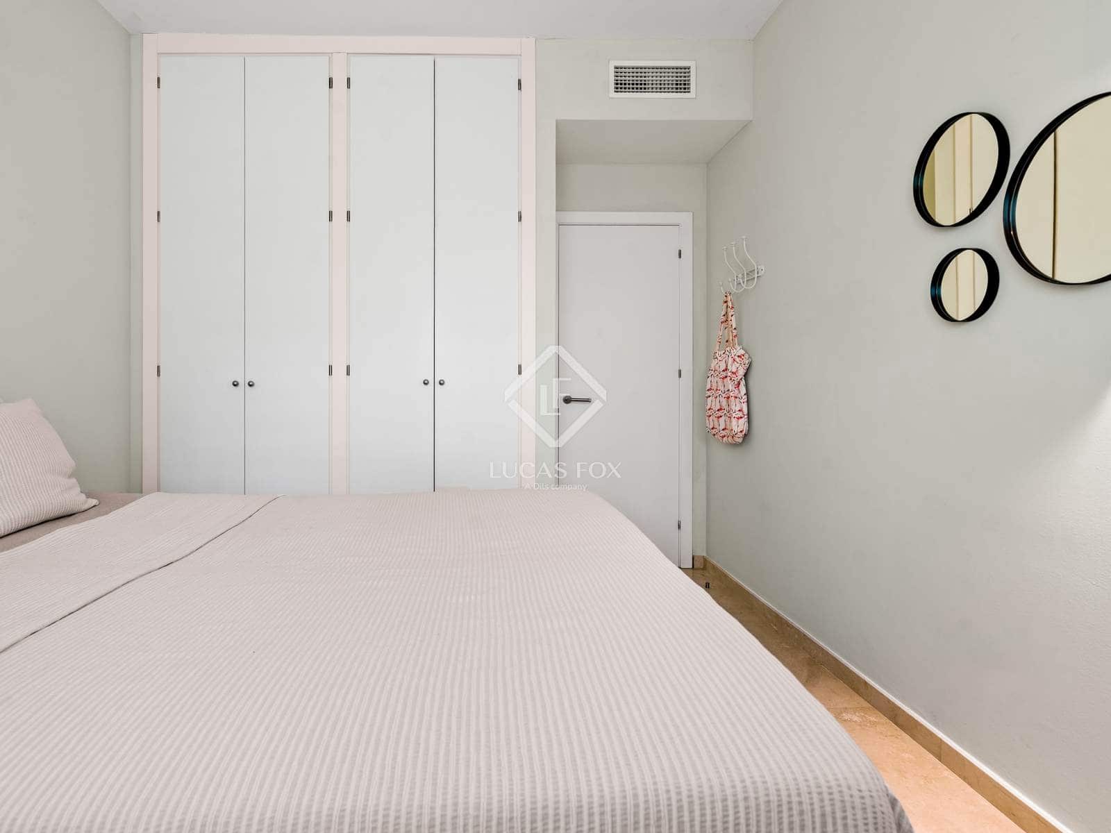 Apartamento de 2 habitaciones en Sotogrande en venta con piscina garaje - 389.000 € (Ref: 9211404)