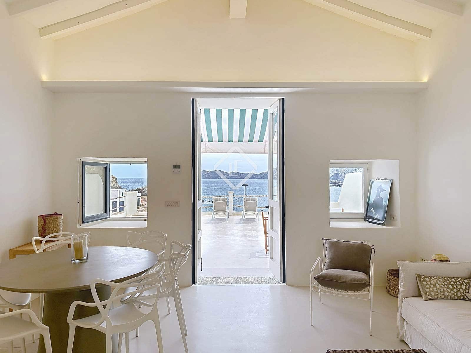 2 soverom Villa til salgs i Mahon / Mao med garasje - € 1 450 000 (Ref: 9211639)