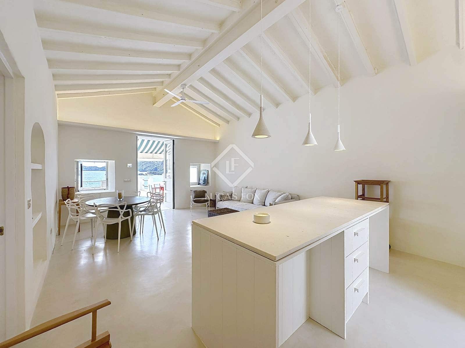 2 soverom Villa til salgs i Mahon / Mao med garasje - € 1 450 000 (Ref: 9211639)