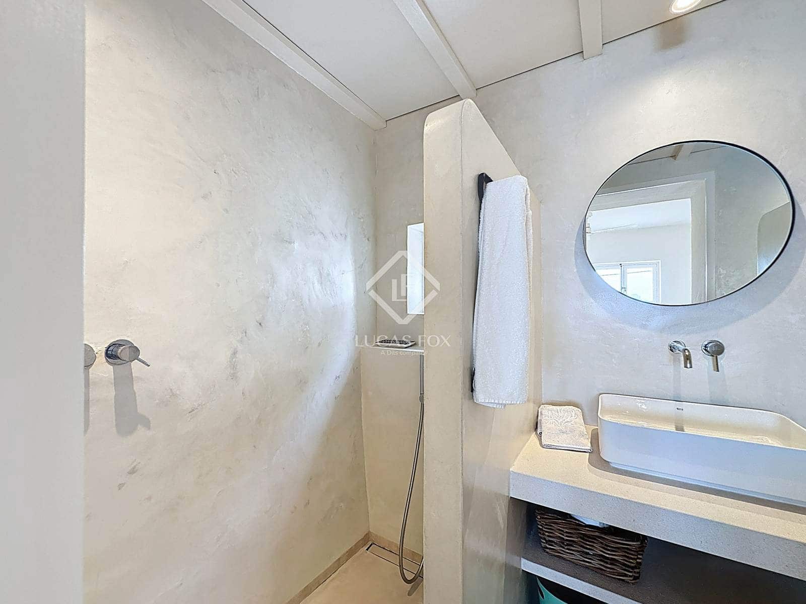 2 soverom Villa til salgs i Mahon / Mao med garasje - € 1 450 000 (Ref: 9211639)