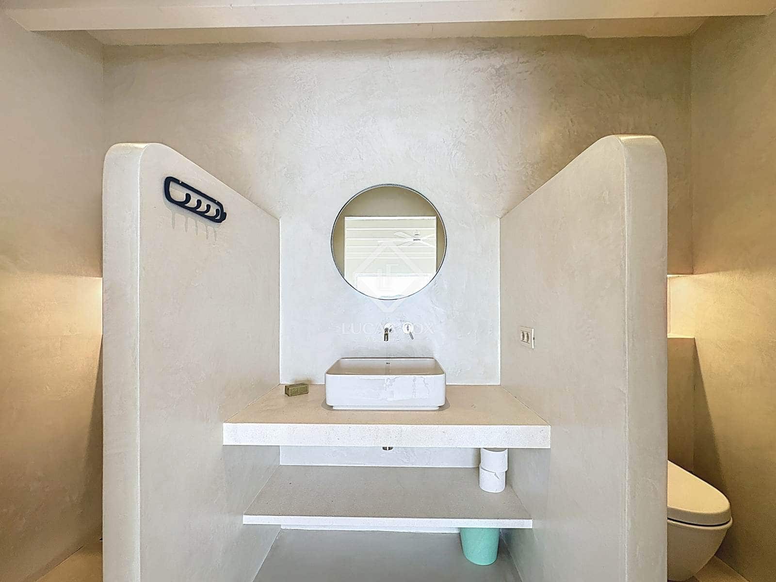 2 soverom Villa til salgs i Mahon / Mao med garasje - € 1 450 000 (Ref: 9211639)