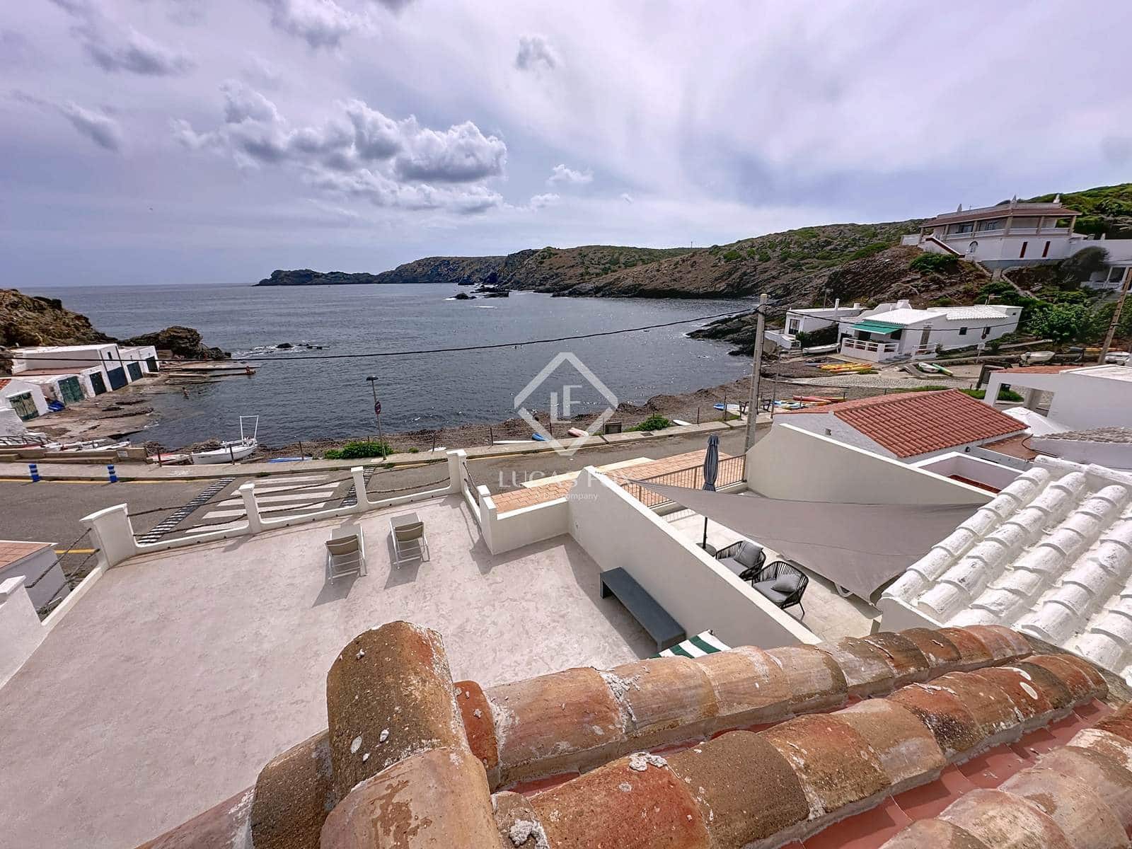 2 soverom Villa til salgs i Mahon / Mao med garasje - € 1 450 000 (Ref: 9211639)