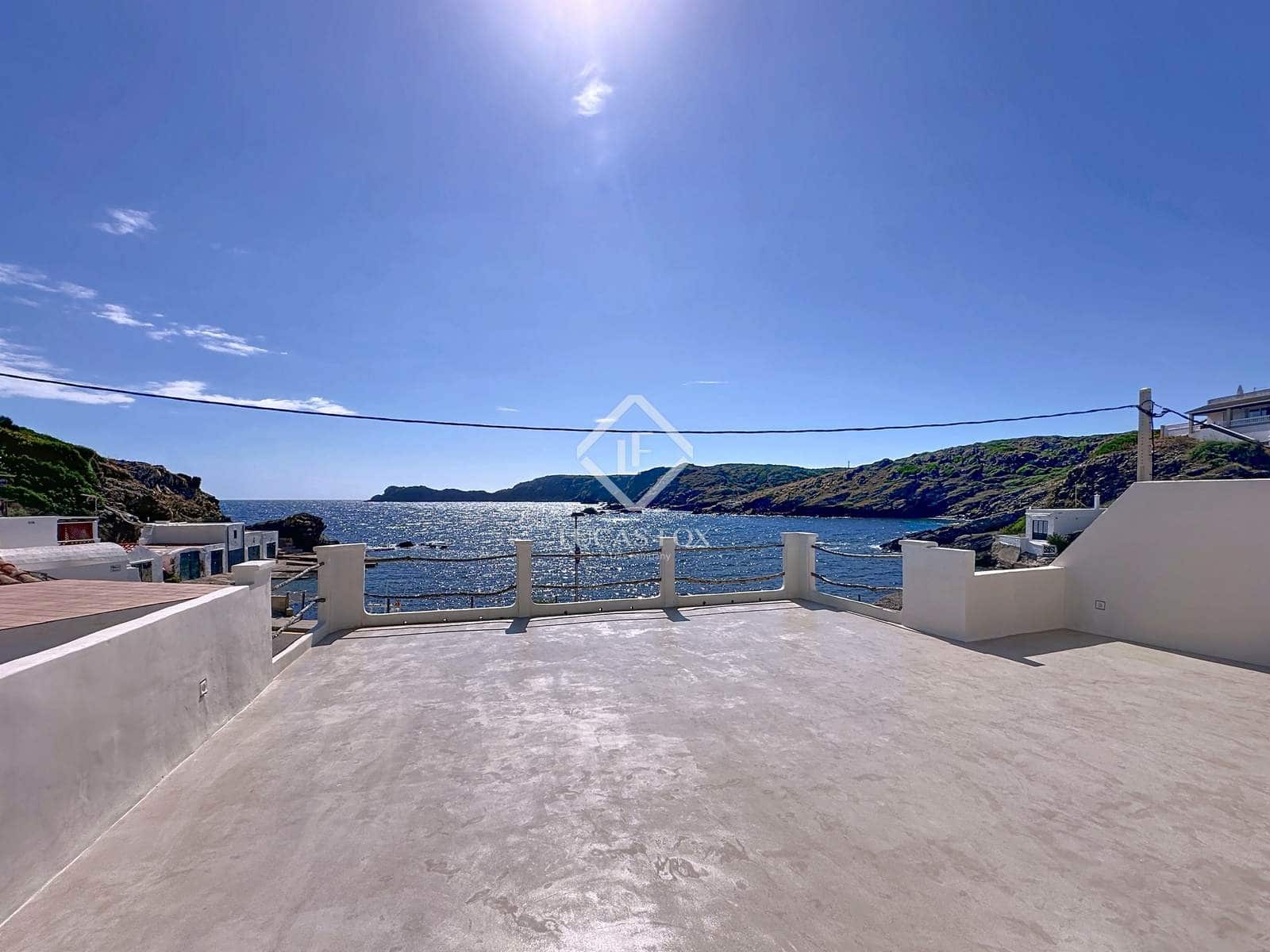 2 soverom Villa til salgs i Mahon / Mao med garasje - € 1 450 000 (Ref: 9211639)