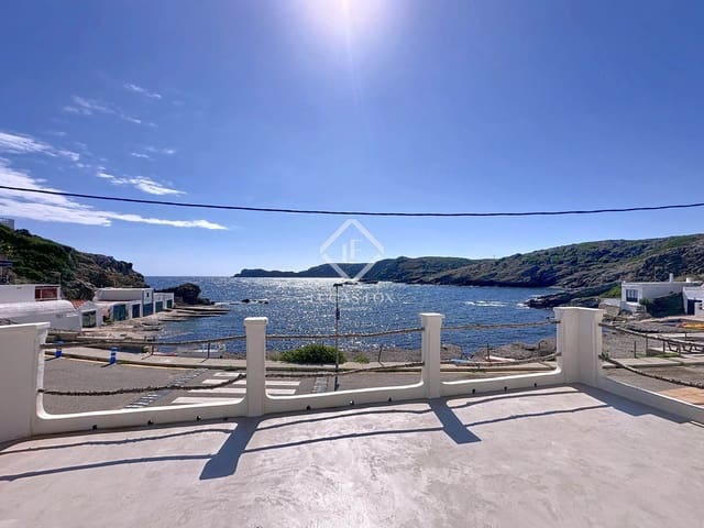 2 soveværelse Villa til salg i Mahón / Maó med garage - € 1.450.000 (Ref: 9211639)