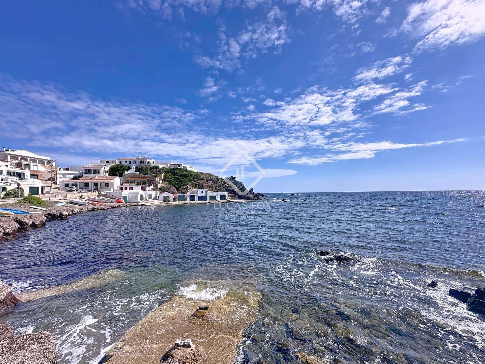 2 soverom Villa til salgs i Mahon / Mao med garasje - € 1 450 000 (Ref: 9211639)