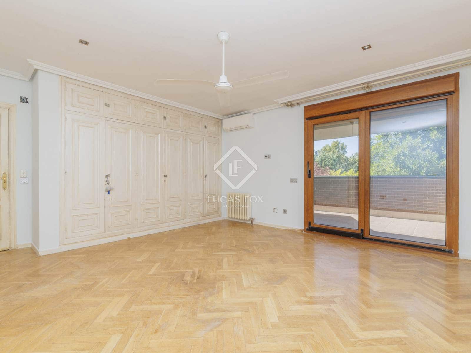 6 sypialnia Willa do wynajęcia w Las Rozas de Madrid z garażem - 4 500 € (Ref: 9215789)