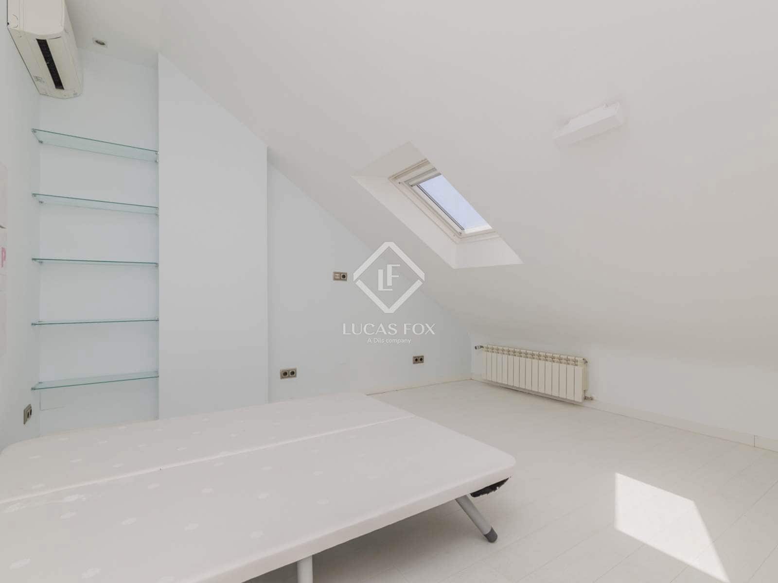 6 sypialnia Willa do wynajęcia w Las Rozas de Madrid z garażem - 4 500 € (Ref: 9215789)